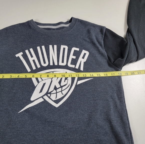 Oklahoma City Thunder Gray small/medium Long Sleeve Thermal Pullover NBA OKC - Picture 6 of 6
